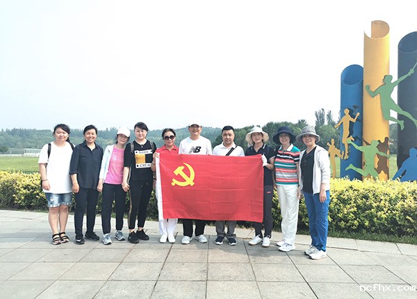 1562033244815581.jpg 385066338.jpg